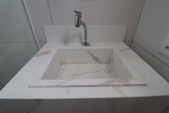Banheiro Quarto 1 suíte de apartamento à venda com 2 quartos, 62m² em Parque Sao Vicente, Santo André
