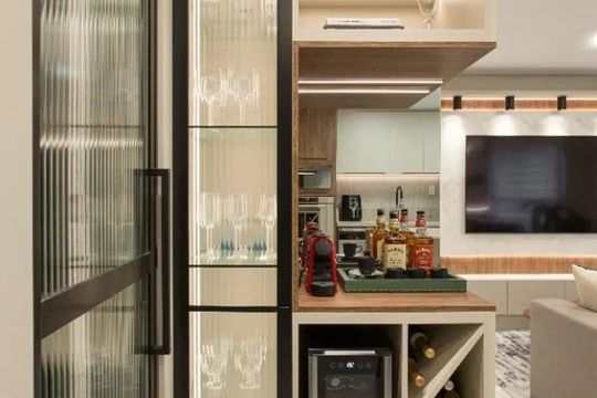Sala de apartamento à venda com 2 quartos, 74m² em São Sebastião, Porto Alegre