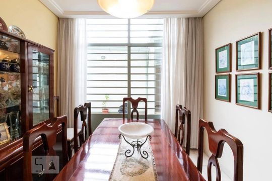 Sala de casa à venda com 4 quartos, 350m² em Parque Colonial, São Paulo