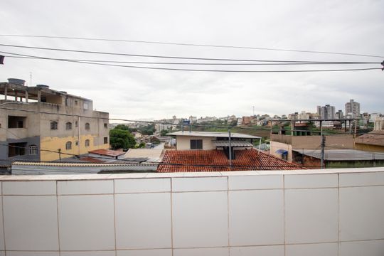 Área gourmet de casa à venda com 3 quartos, 130m² em Kennedy, Contagem