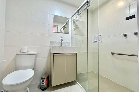Banheiro de kitnet/studio à venda com 1 quarto, 31m² em Vila Mascote, São Paulo
