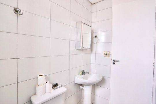 Banheiro de apartamento à venda com 2 quartos, 48m² em Mooca, São Paulo