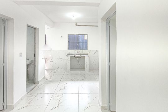 Sala/Cozinha de kitnet/studio para alugar com 2 quartos, 35m² em Vila Rubi, São Paulo