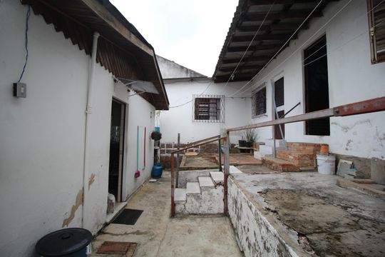 Quintal de casa à venda com 5 quartos, 156m² em Jardim Carvalho, Porto Alegre