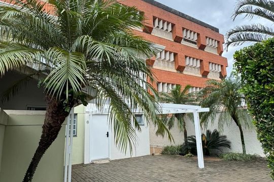 Casa para alugar com 4 quartos, 238m² em Jardim Bom Retiro, Campinas