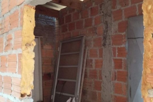 Área de serviço de casa à venda com 3 quartos, 93m² em Harmonia, Canoas