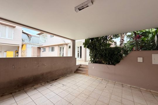 Garagem de casa à venda com 4 quartos, 500m² em Vila Agricola, Jundiaí