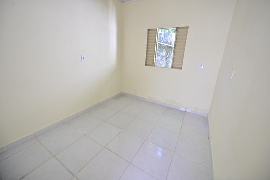 Casa para alugar com 1 quarto, 40m² em Setor Grajaú, Goiânia