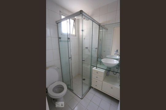 Banheiro de apartamento à venda com 2 quartos, 50m² em Vila Andrade, São Paulo