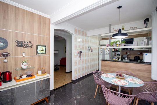 Cozinha e Área de Serviço de casa à venda com 4 quartos, 283m² em Oitis, Contagem