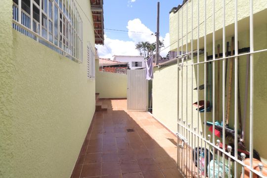 Área de Serviço - Casa 1 de casa à venda com 3 quartos, 190m² em Bortolândia, São Paulo