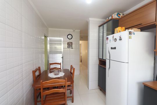 Cozinha - Casa 1 de casa à venda com 3 quartos, 190m² em Bortolândia, São Paulo