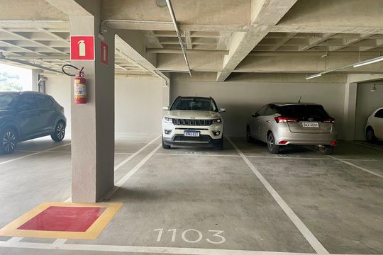 Apartamento à venda com 3 quartos, 116m² em Vila Das Flores, Nova Lima