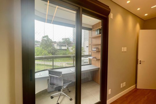 Apartamento à venda com 3 quartos, 116m² em Vila Das Flores, Nova Lima