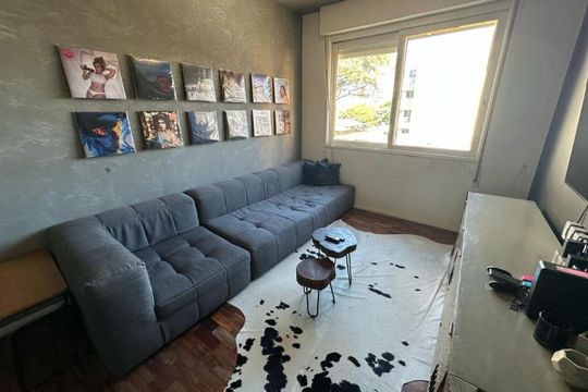 Sala de apartamento à venda com 1 quarto, 48m² em Cidade Baixa, Porto Alegre