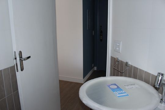 Banheiro de apartamento à venda com 1 quarto, 47m² em República, São Paulo