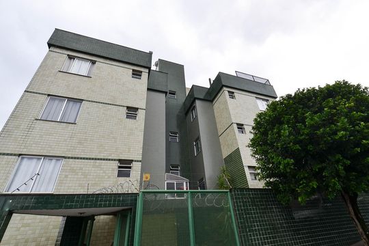 Fachada de apartamento para alugar com 2 quartos, 47m² em Sagrada Família, Belo Horizonte