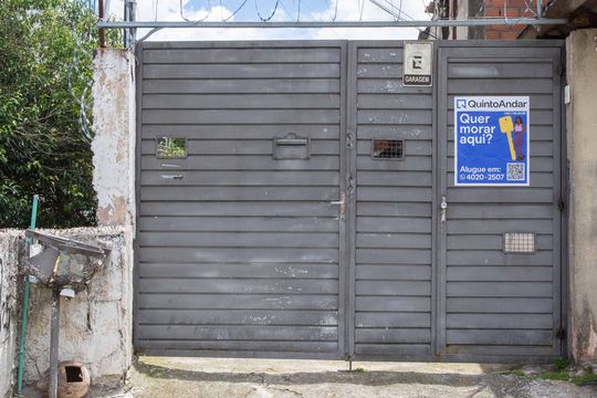 Fachada de casa para alugar com 1 quarto, 44m² em Jardim Miriam, São Paulo