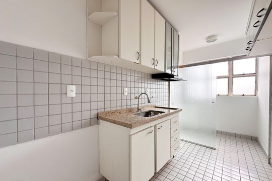 Cozinha de apartamento para alugar com 3 quartos, 68m² em Baeta Neves, São Bernardo do Campo