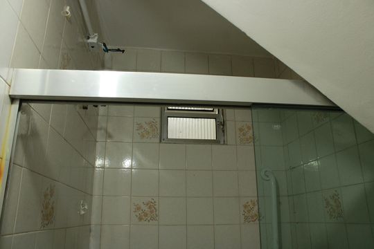 Banheiro da Suíte de casa à venda com 2 quartos, 80m² em Bosque da Saúde, São Paulo