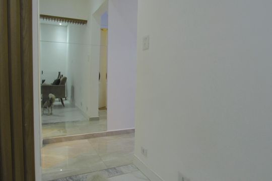 Sala de casa à venda com 2 quartos, 80m² em Quitaúna, Osasco