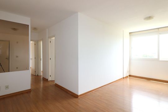 Sala de apartamento para alugar com 3 quartos, 75m² em São João, Porto Alegre