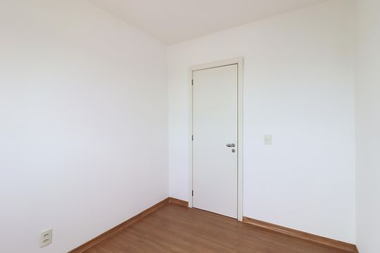Quarto 2 de apartamento para alugar com 3 quartos, 75m² em São João, Porto Alegre