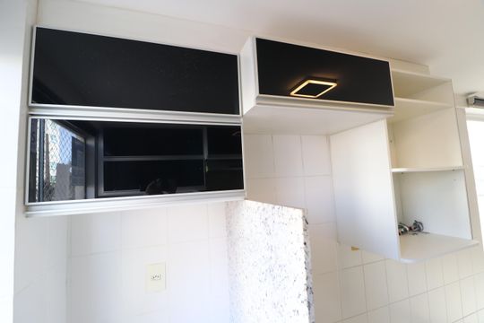 Cozinha de apartamento para alugar com 2 quartos, 62m² em Santa Mônica, Uberlândia