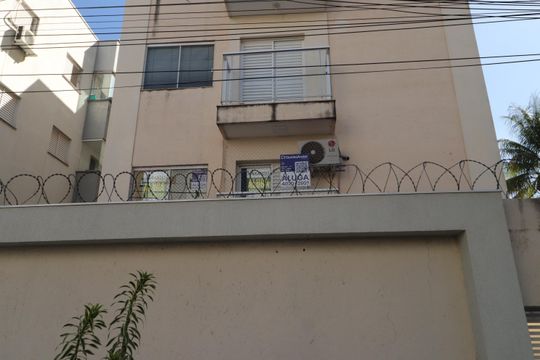 Fachada de apartamento para alugar com 2 quartos, 62m² em Santa Mônica, Uberlândia