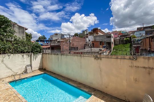 Área comum piscina de casa de condomínio à venda com 3 quartos, 195m² em Vila Robertina, São Paulo