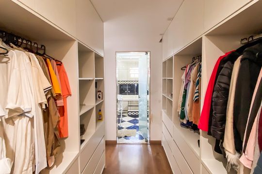 Closet de casa de condomínio à venda com 3 quartos, 195m² em Vila Robertina, São Paulo
