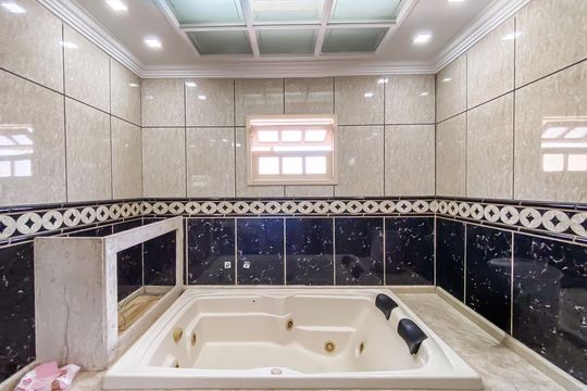 Banheiro da Suíte 1 de casa de condomínio à venda com 3 quartos, 195m² em Vila Robertina, São Paulo