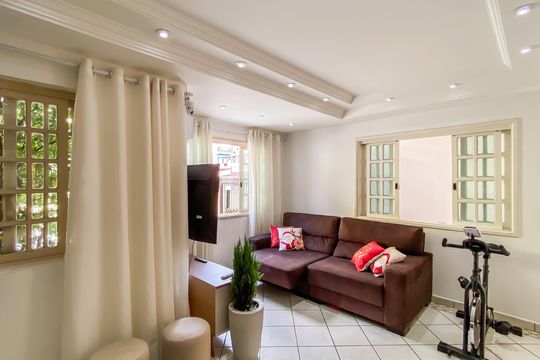 Sala de casa de condomínio à venda com 3 quartos, 195m² em Vila Robertina, São Paulo