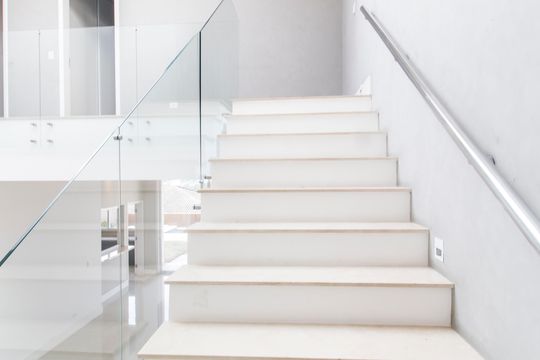 Escada de casa de condomínio à venda com 5 quartos, 309m² em Colinas da Anhanguera, Santana de Parnaíba