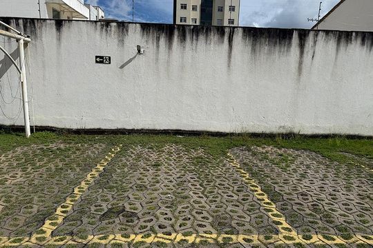 Garagem de apartamento à venda com 2 quartos, 60m² em Alvorada, Contagem