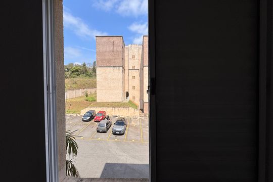 Vista do Quarto 2 de apartamento para alugar com 2 quartos, 45m² em Petrópolis, Cotia