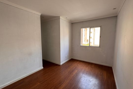 Sala de apartamento para alugar com 2 quartos, 45m² em Petrópolis, Cotia