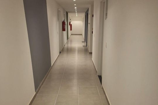 Área comum de kitnet/studio para alugar com 1 quarto, 25m² em Pinheiros, São Paulo