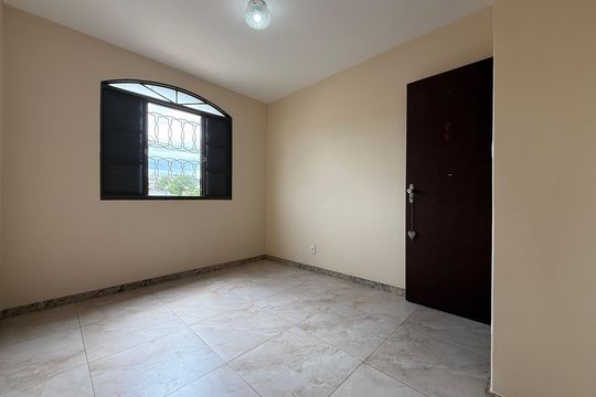 Casa à venda com 3 quartos, 197m² em Alípio de Melo, Belo Horizonte