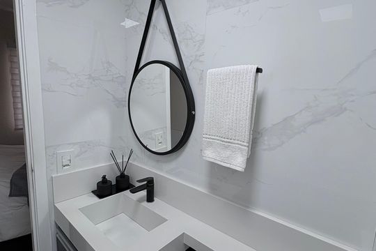 Banheiro de apartamento à venda com 2 quartos, 62m² em Vila Caraguata, São Paulo