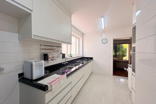 Cozinha de casa à venda com 4 quartos, 320m² em Jardim Brasil, Jundiaí