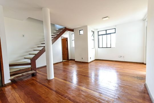 Sala de apartamento para alugar com 5 quartos, 210m² em Estoril, Belo Horizonte