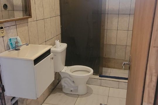 Banheiro de casa à venda com 2 quartos, 55m² em Pechincha, Rio de Janeiro