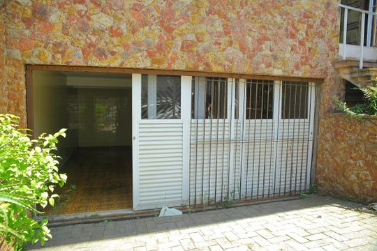 Garagem  de casa para alugar com 4 quartos, 690m² em Nova Petrópolis, São Bernardo do Campo