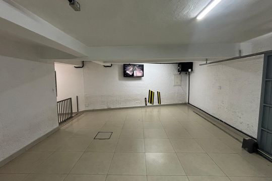 Garagem de casa para alugar com 3 quartos, 208m² em Vila Valparaíso, Santo André