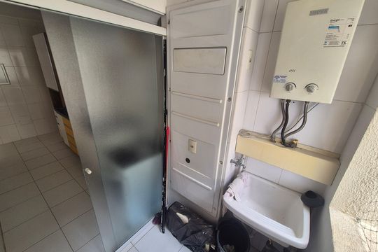 Apartamento à venda com 3 quartos, 77m² em Jardim Cláudia, São Paulo