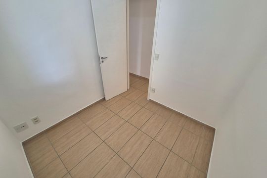Apartamento à venda com 3 quartos, 77m² em Jardim Cláudia, São Paulo