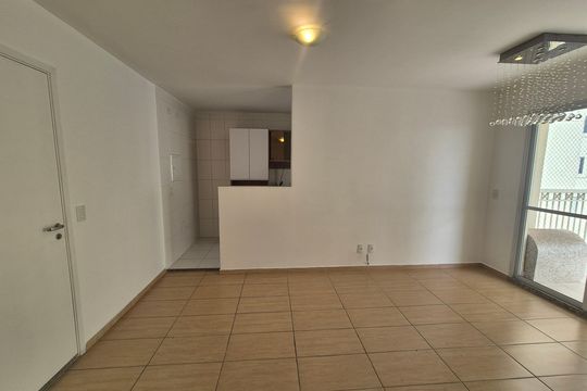 Apartamento à venda com 3 quartos, 77m² em Jardim Cláudia, São Paulo