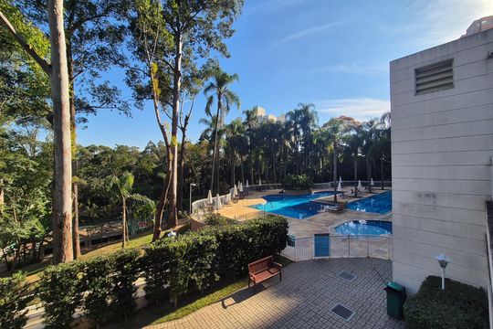 Apartamento à venda com 3 quartos, 77m² em Jardim Cláudia, São Paulo