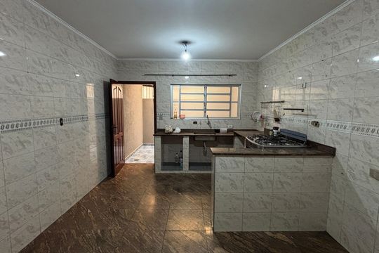 Cozinha de casa para alugar com 5 quartos, 374m² em Vila Scarpelli, Santo André
